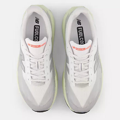 Dames New Balance FuelCell Rebel v5 Lightweight Hardloopschoenen
