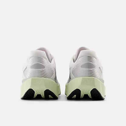 Dames New Balance FuelCell Rebel v5 Lightweight Hardloopschoenen