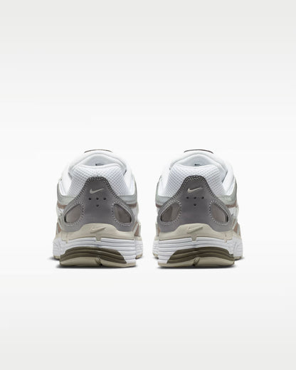 NIKE - P-6000 Brown