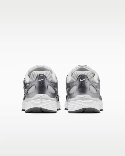 NIKE - P-6000 Metallic Silver