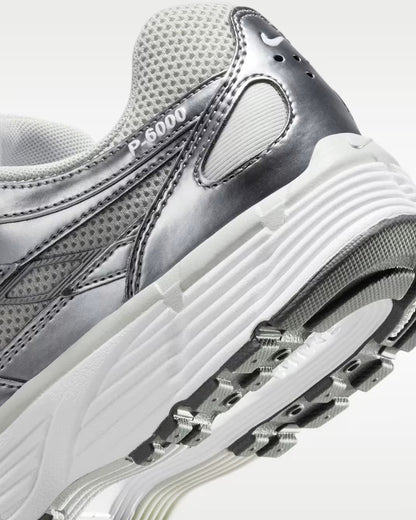 NIKE - P-6000 Metallic Silver